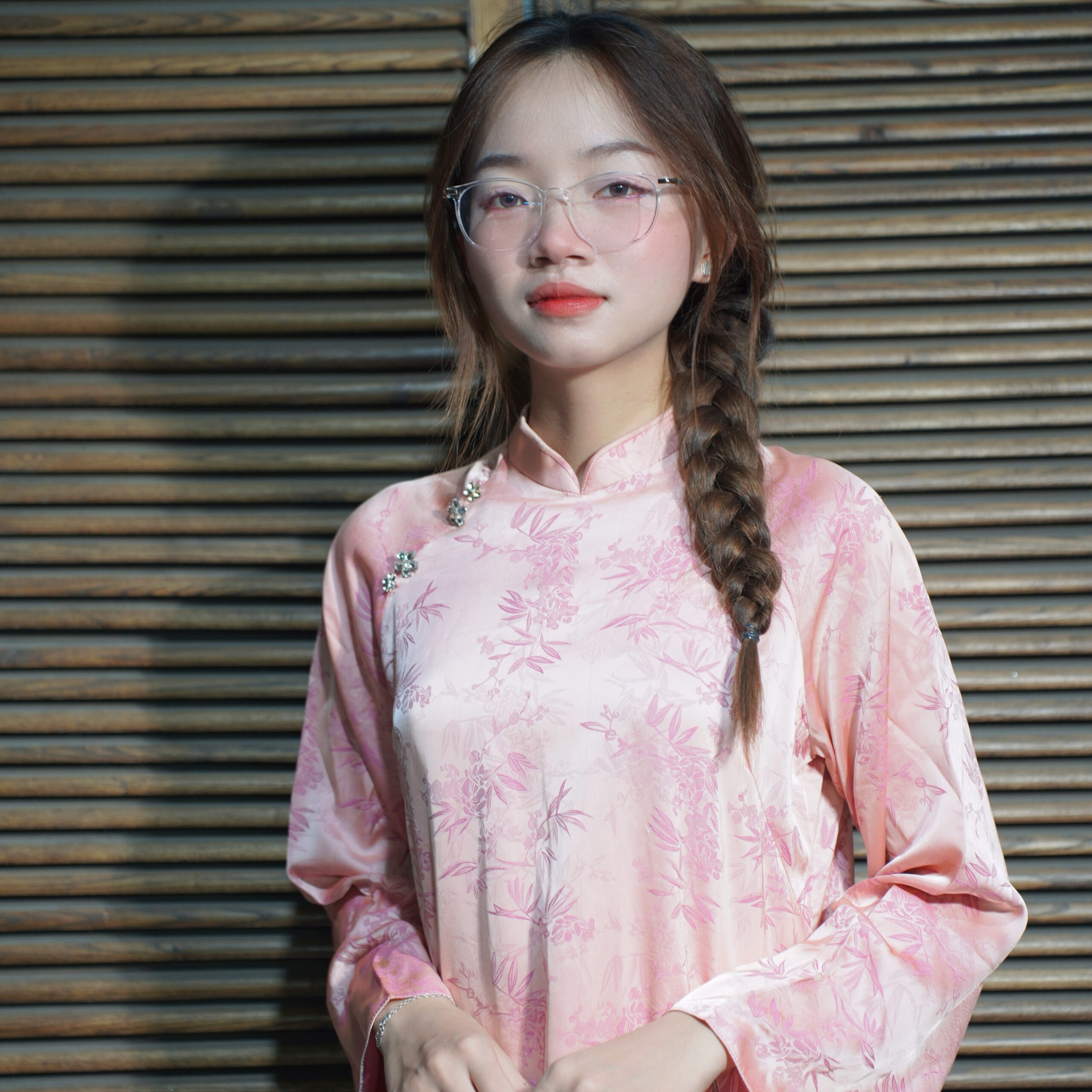Áo Dài lụa hồng