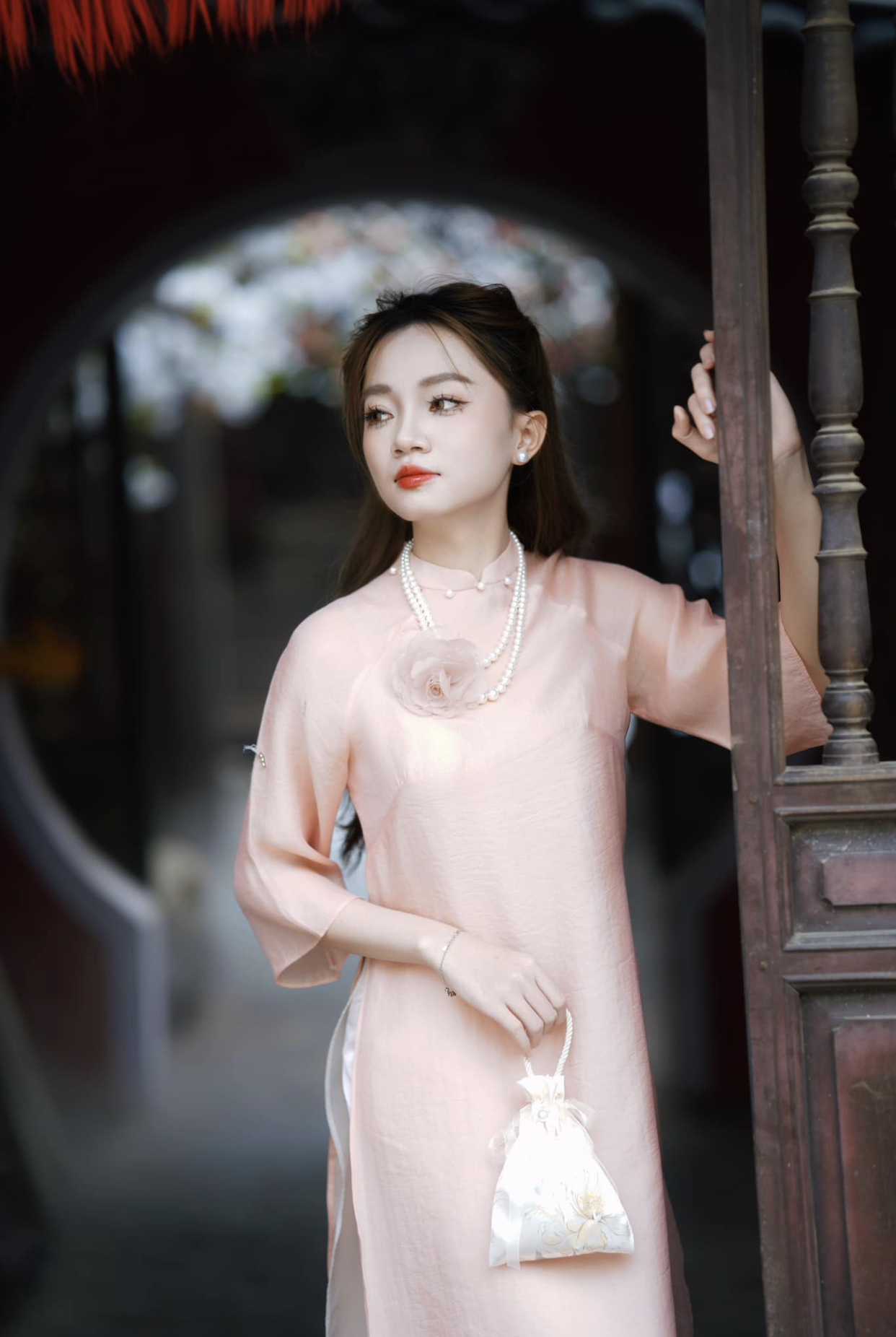 Áo Dài Cam Nhạt