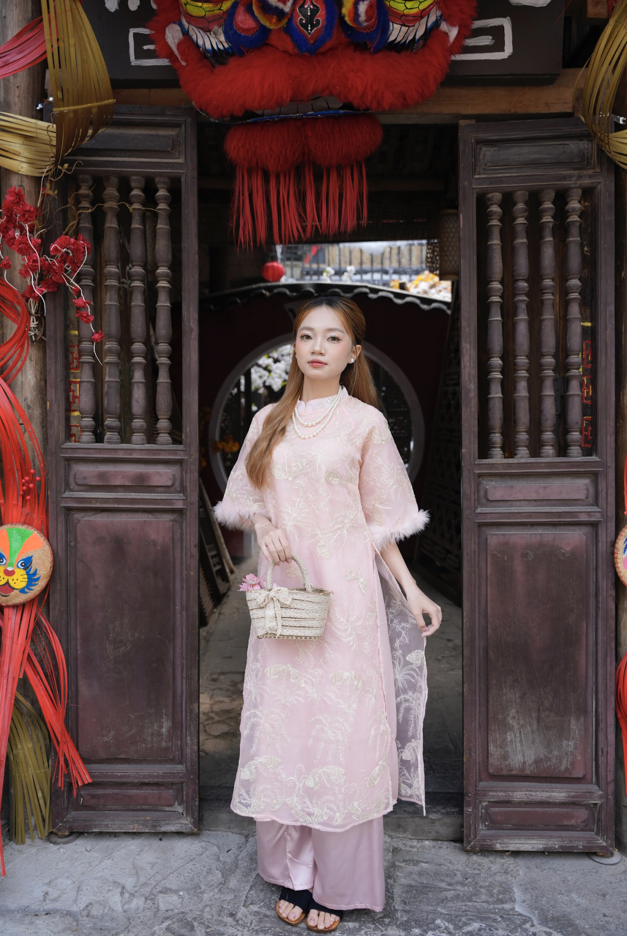 Áo Dài Hồng Tay Lông Hoạ Tiết