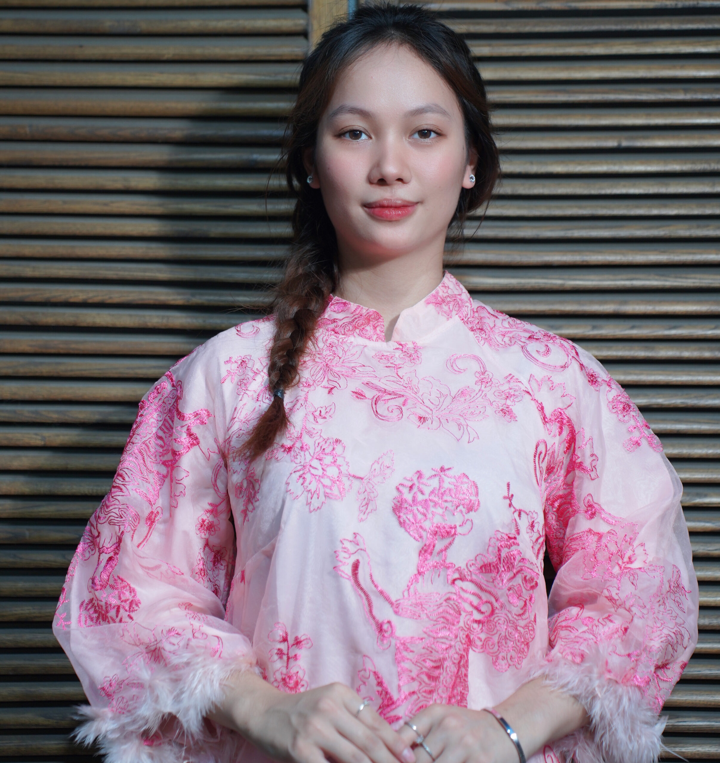 Áo Dài Hồng thêu nổi