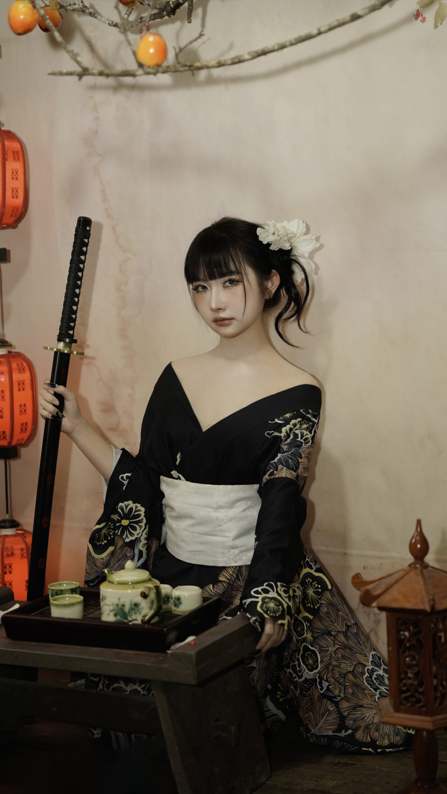 Yukata/kimono đen hoạ tiết hoa vàng (combo99-combo599k) K25