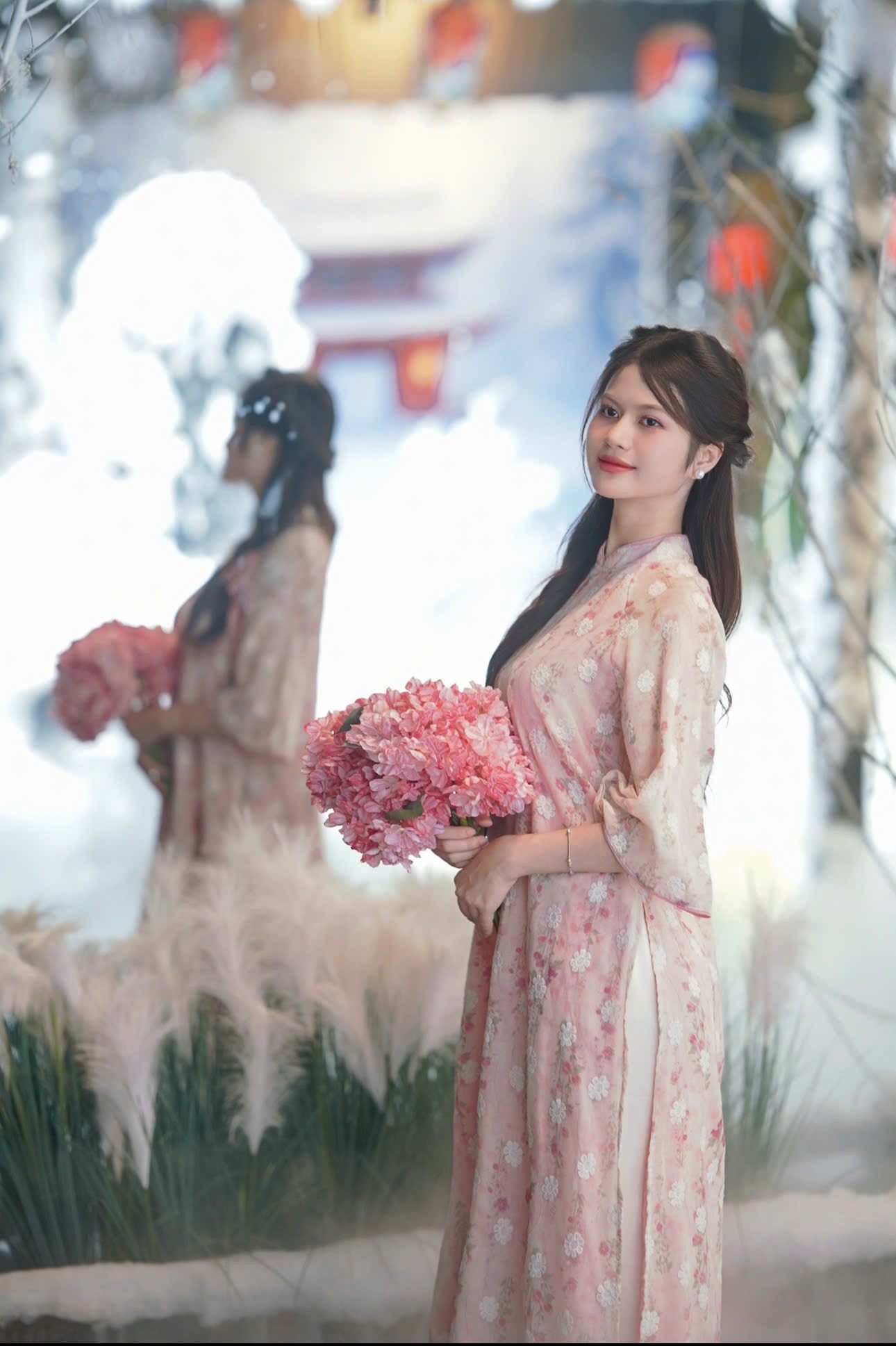 Áo dài hồng hoa nhí  ( combo 99-799)