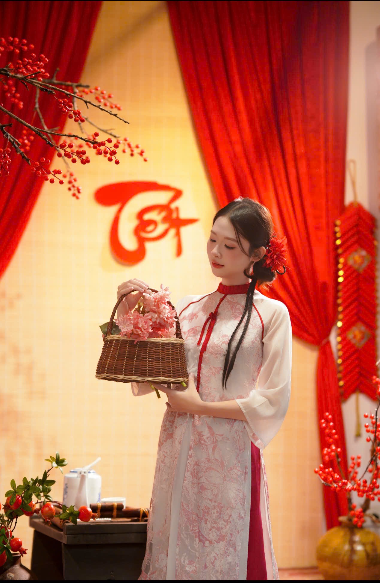 Áo dài trắng cổ đỏ (combo99-799)