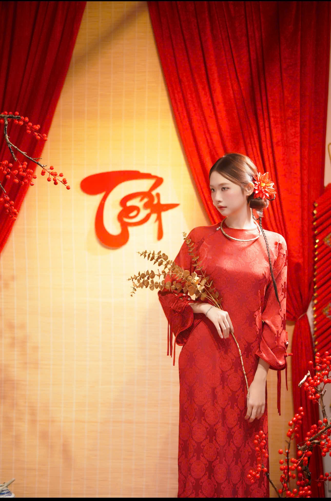 Áo dài đỏ hoạ tiết tròn(combo99-799)