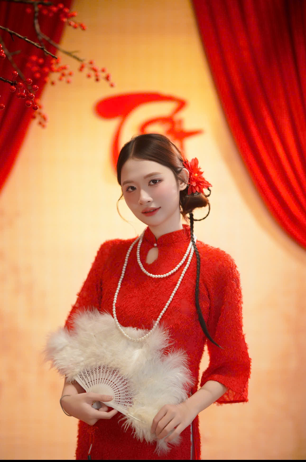 Áo dài đỏ hoạ tiết nổi (combo99-799)